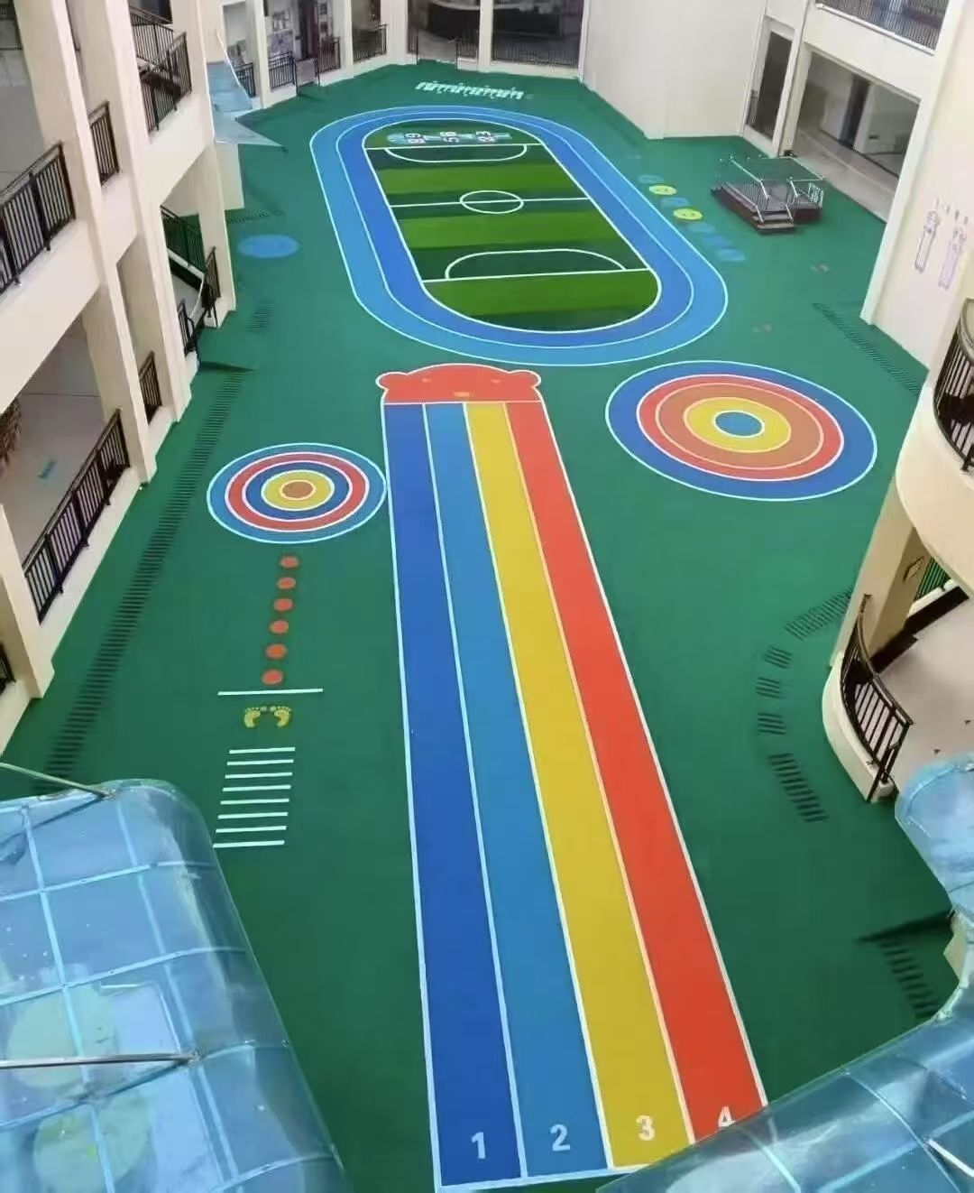 哈尔滨市幼儿园塑胶跑道幼儿园塑胶跑道 - 厂家